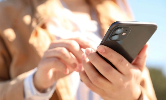 Jaka jest pojemność baterii w iPhone 11? Jak o nią prawidłowo dbać?